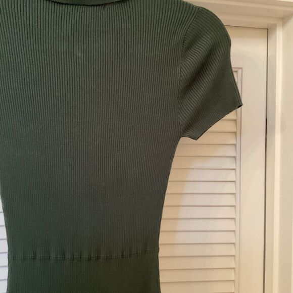 Collectif Vintage Green Ribbed Short Sleeve Knit MIDI Dress Collar, Size 2 - Picture 15 of 16